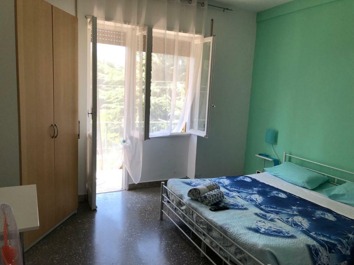 Готель Roma Sister Екстер'єр фото